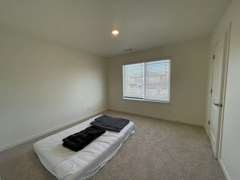 2224 Rosette Ln — Photo 21