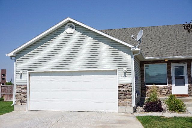 1st image of 2917 E Glenn Cove Ct