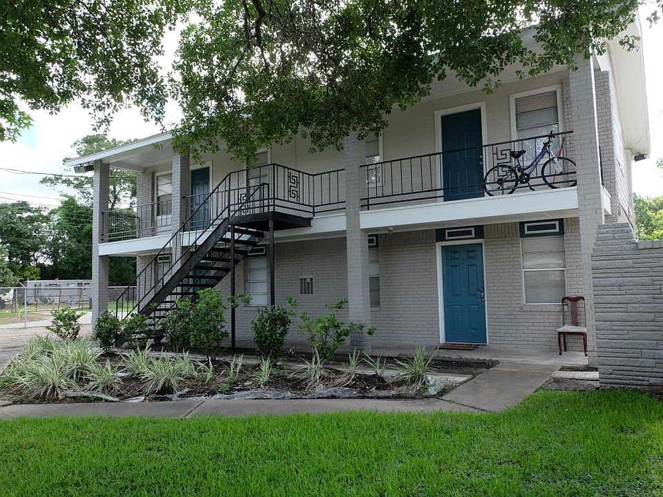 Cozy complex