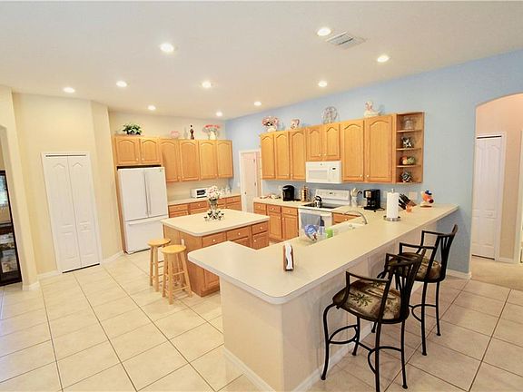5th image of 2974 Chickasaw Dr