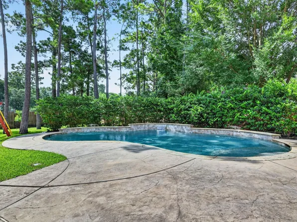 74 Oriel Oaks Cir, The Woodlands, TX 77382