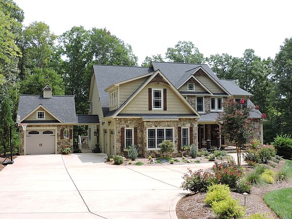 3rd image of 7349 Webbs Chapel Cove Ct