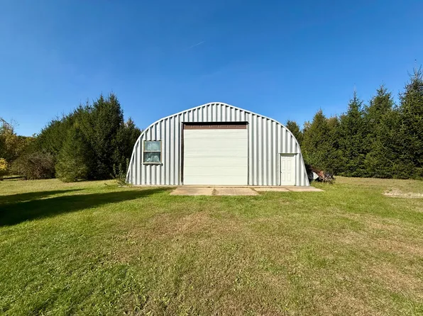 Lilac Rd, Hillsdale, MI 49242