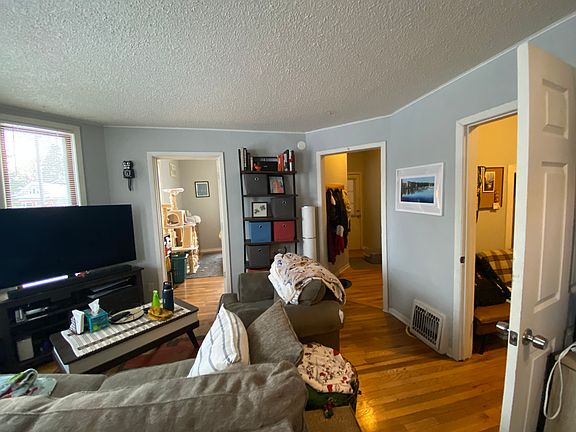5th image of 1819 Buchanan St NE #1