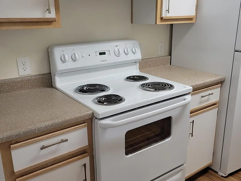 River Place — Photo 14