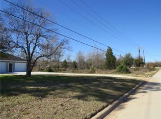 1099 Bushdale Rd, Rockdale, TX 76567