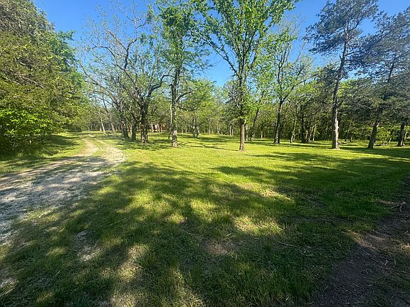 4th image of 1339 Craig Rd