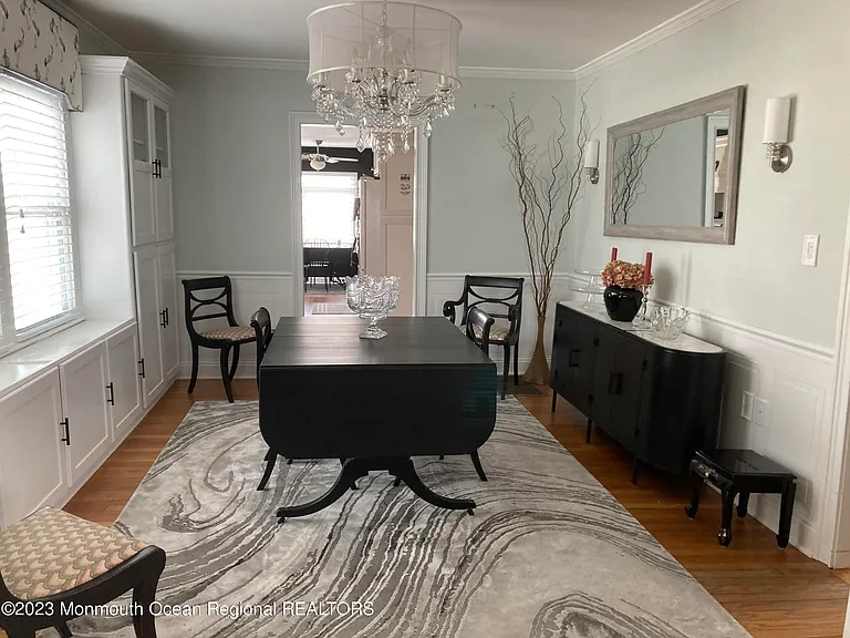 114 7th Ave — Photo 13
