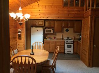 1833 14th Ave S, Clinton, IA 52732