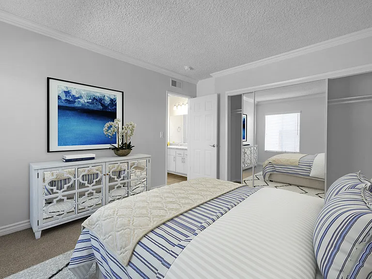 Los Arbolitos Huntington Beach Apartments — Photo 7