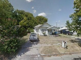 202 S 4th Ave, Marietta, OK 73448