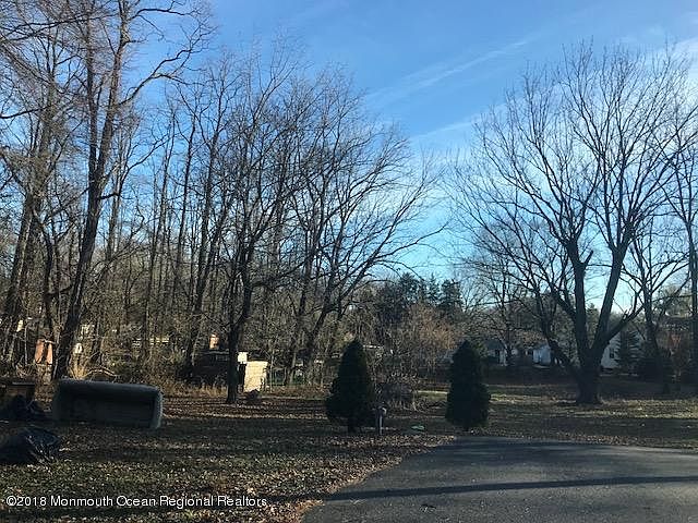 2nd image of 64 Lakewood Rd