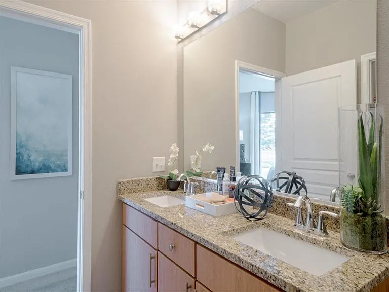 The Residences at Congressional Village — Photo 34