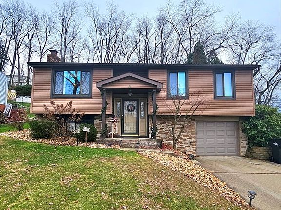 2nd image of 1849 Colleen Dr