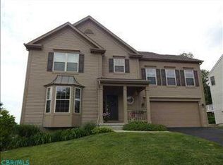 2569 Crestview Woods Dr, Newark, OH 43055