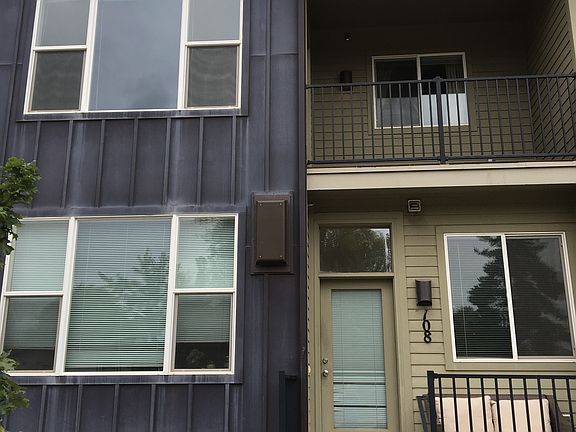 2nd image of 1707 Yarmouth Ave #208