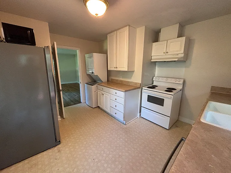 229 Urban Dr — Photo 7