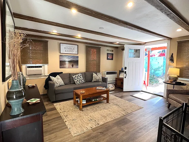 763 Woodland Rd — Photo 5