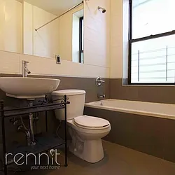 Rented by Rennit Inc.
