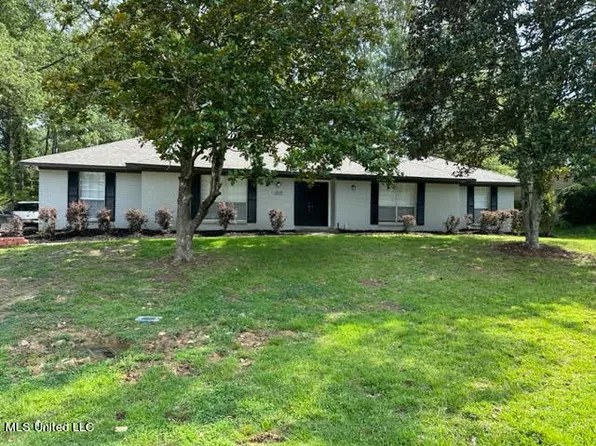 1510 Old Vicksburg Rd, Clinton, MS 39056