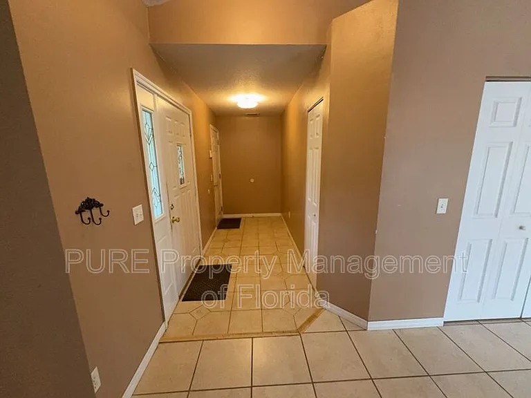 11960 SW 45th St — Photo 4