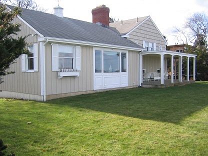 4th image of 61 Noyac Bay Ave
