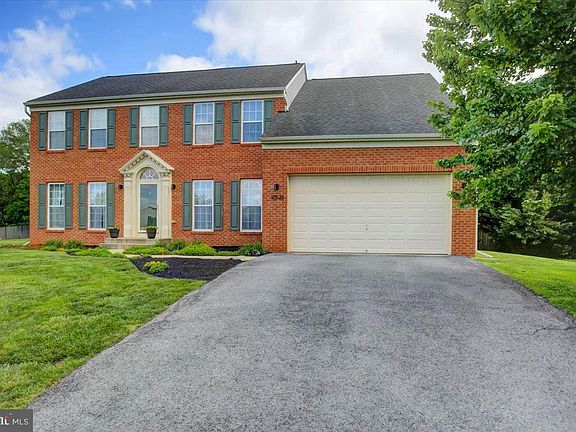 3rd image of 10526 Jasper Dr S