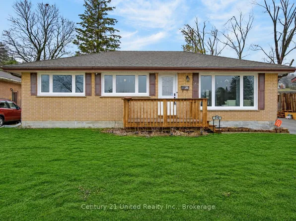 578 Hillside St, Peterborough, ON K9H 5N6