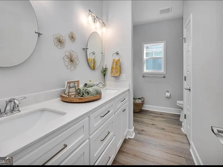 176 Verano St — Photo 10