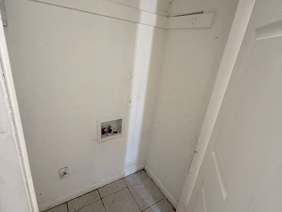 4th image of 1726 E Idell St APT B
