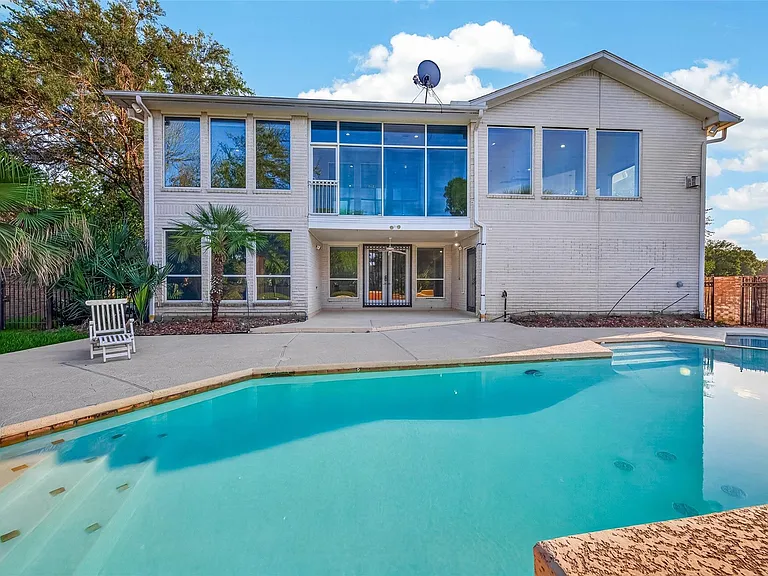 7203 Timberlake Dr — Photo 48