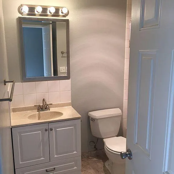 401 Taylor Ave NW #7 — Photo 6
