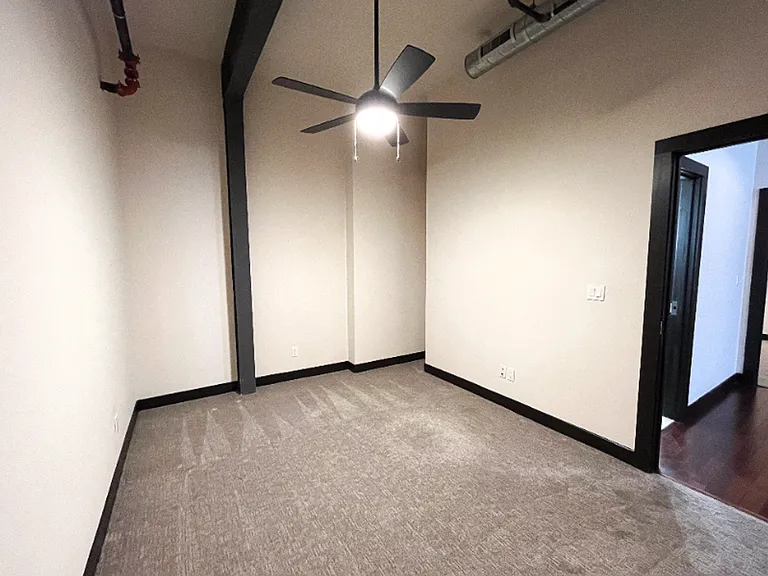 Urban Sophistication at the Detroit Lofts — Photo 18