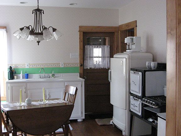 5th image of 21831 E Veteran Street