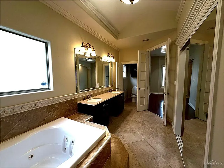 4101 Tyler Ave — Photo 12