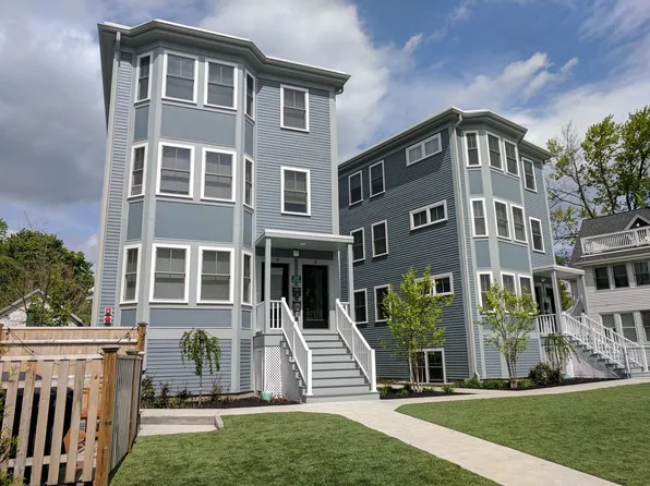 12 Fern St, Allston, MA 02134