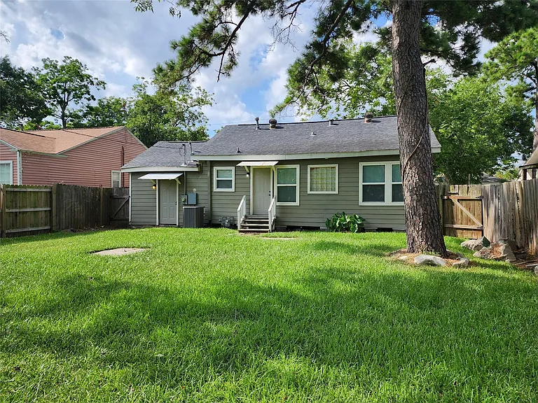 7124 Linden St — Photo 18