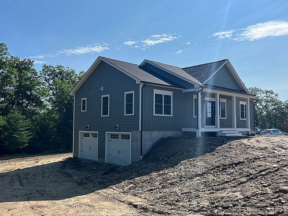 3rd image of 46 Donovan Dr