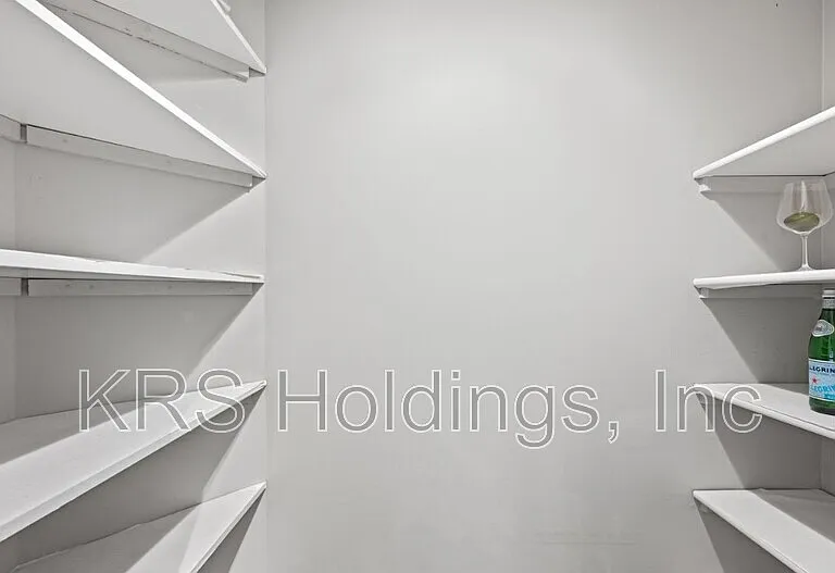 2050 N Calvert St #410 — Photo 15