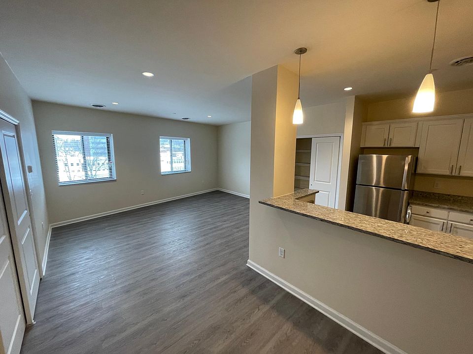 192 Erie Blvd Schenectady, NY, 12305 Apartments for Rent Zillow