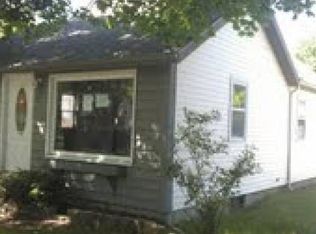 345 Nora St SE, Kentwood, MI 49548