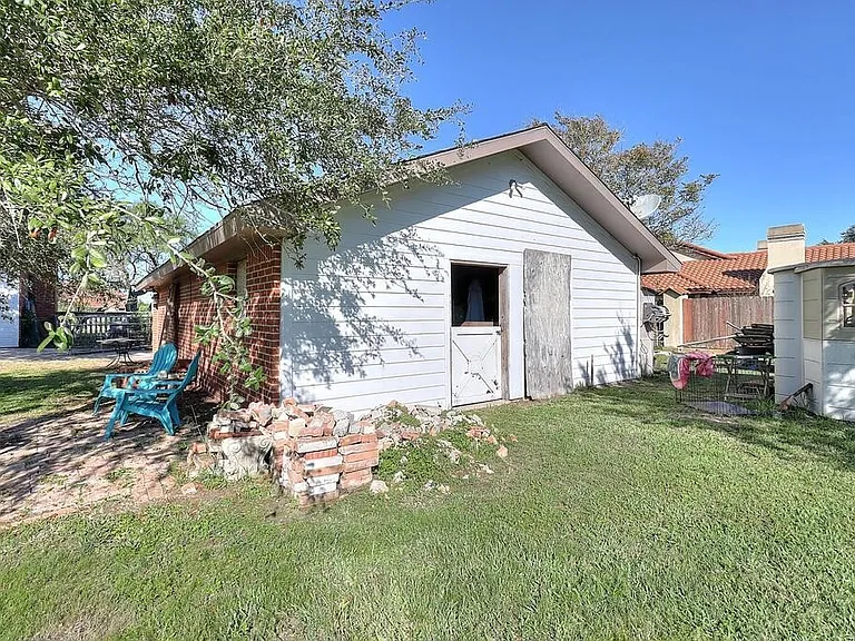 3417 Newcastle Dr — Photo 31