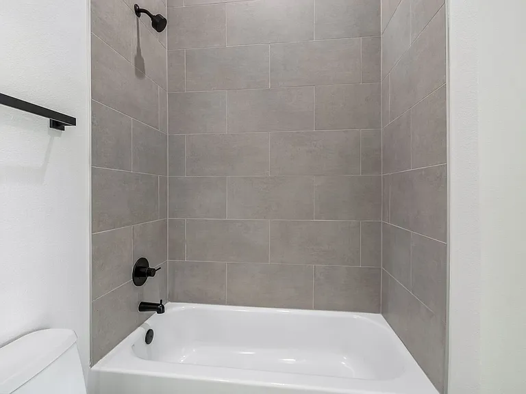 1218 E Kay St #14 — Photo 13