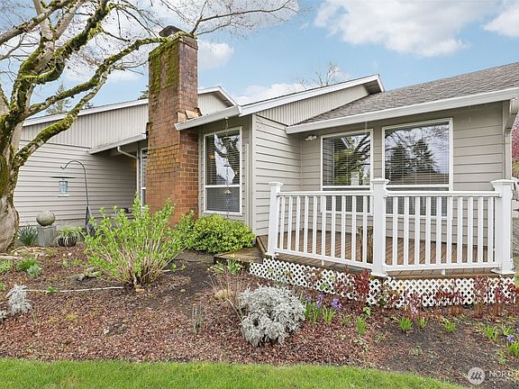 3rd image of 3017 SE Blairmont Drive