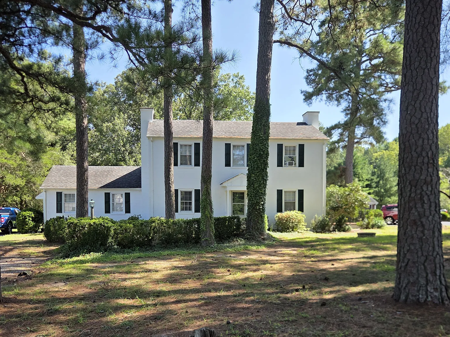 3 bed, 1.5 bath, 1748 sqft, $1,800 — Photo 1