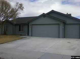 198 Rosecrest Dr, Fernley, NV
