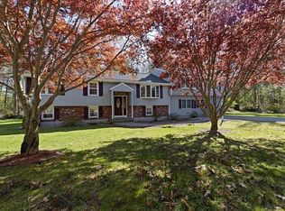 10 Hall St, Wilmington, MA 01887