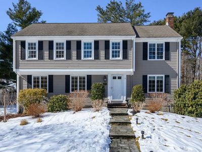 7 Village Ln, Hingham, MA, 02043
