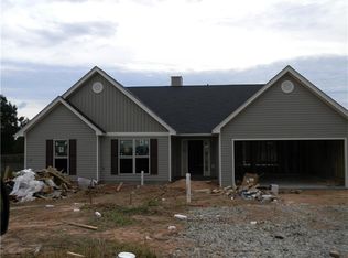 2703 Berkshire Dr, Winder, GA 30680