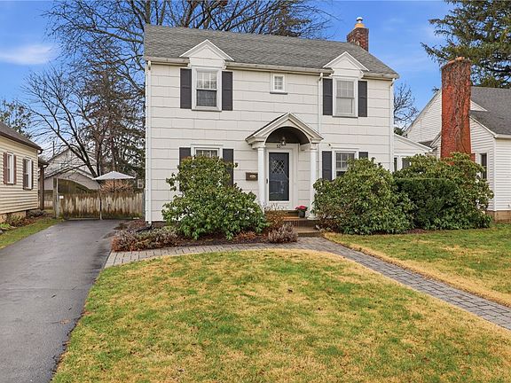 2nd image of 53 Hedgegarth Dr